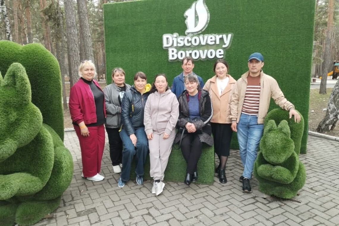 11-13 сәуір аралығында мектебіміздің қызметкері В.Н.Недоростков көп жылғы адал еңбегі үшін Бурабай курорттық аймағында орналасқан «Discovery Borovoe» курорттық қонақ үйіне жолдамамен марапатталды. Демалыс мектептің кәсіподақ комитеті мен аудандық кәсіпода